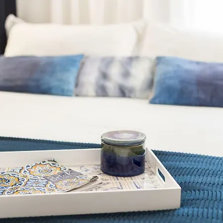 Bed and Breakfast Airport 4*
