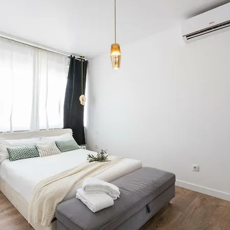 Bed & Breakfast Airport 4*